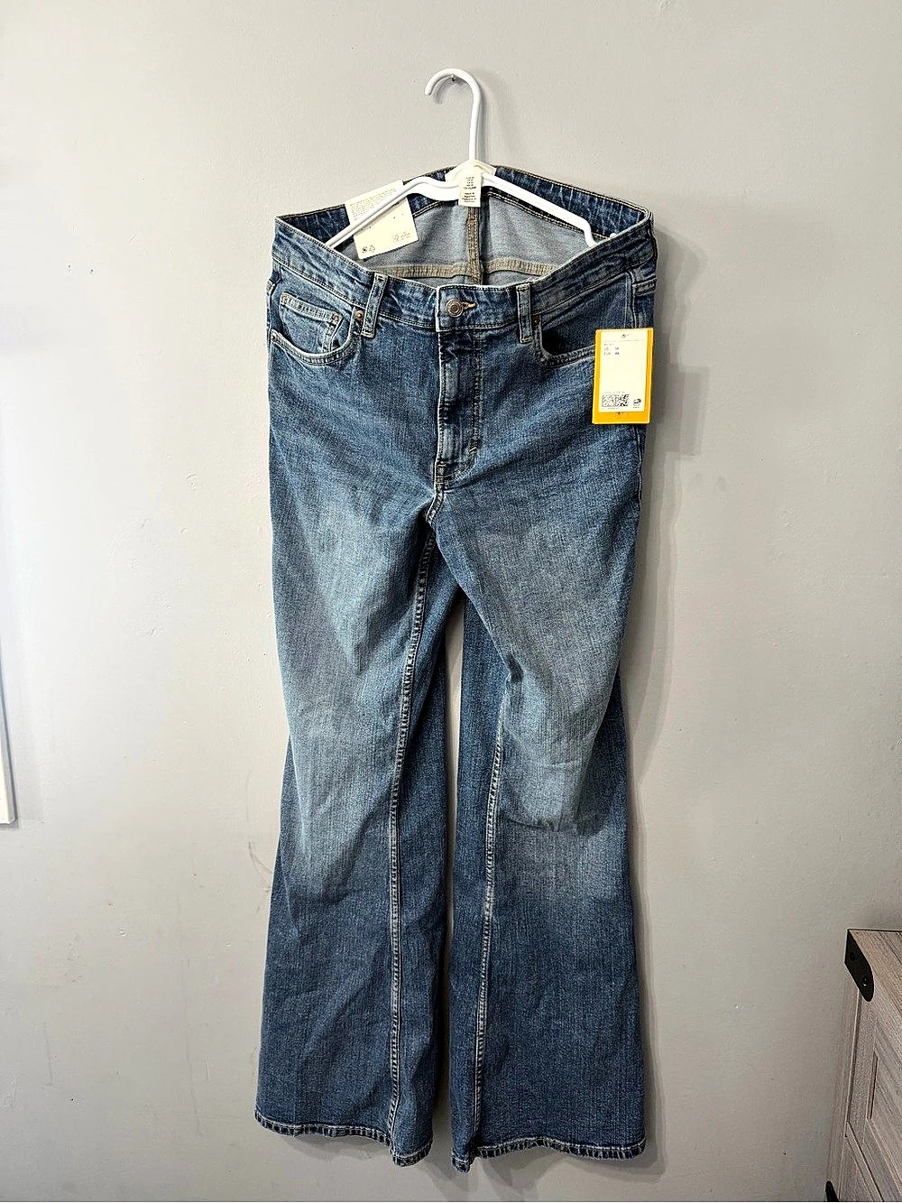 H&M Flare High Waist Jeans High Waist Flare Jeans Blue US 14 NWT